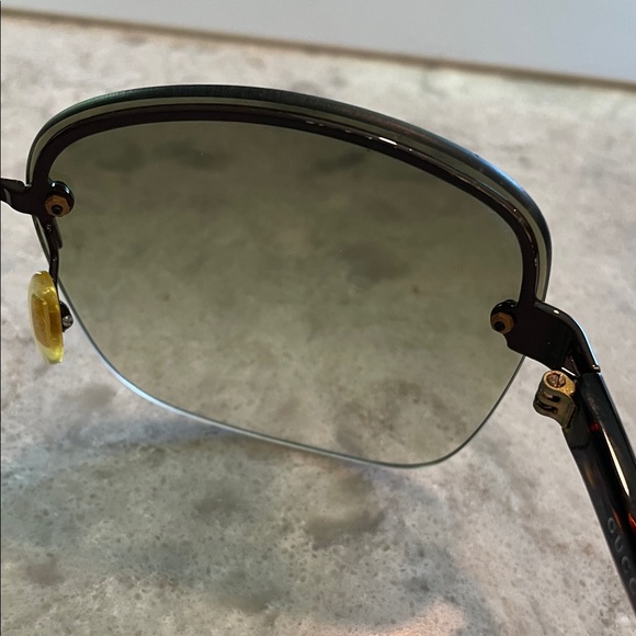 Gucci Black and Gold Sunglasses - Picture 10 of 11